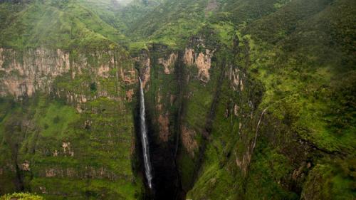 Ethiopia-Simien-NP-Mountains-Waterfall-IS-24150408-Or-RGBfeature-1